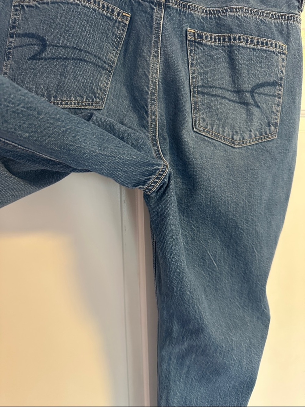 American Eagle Outfitters Mom Jeans Size 12 in Blue - Picture 4 of 11
